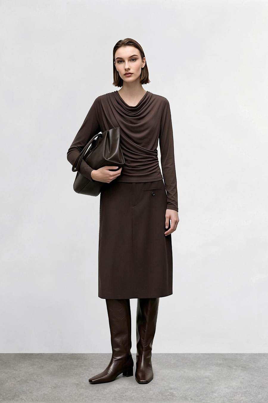 Draped Neck Ruched Mesh Tee | AMII