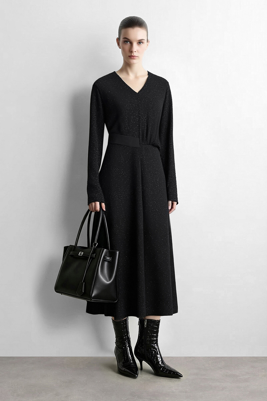 V-Neck Long Sleeve Dress | AMII