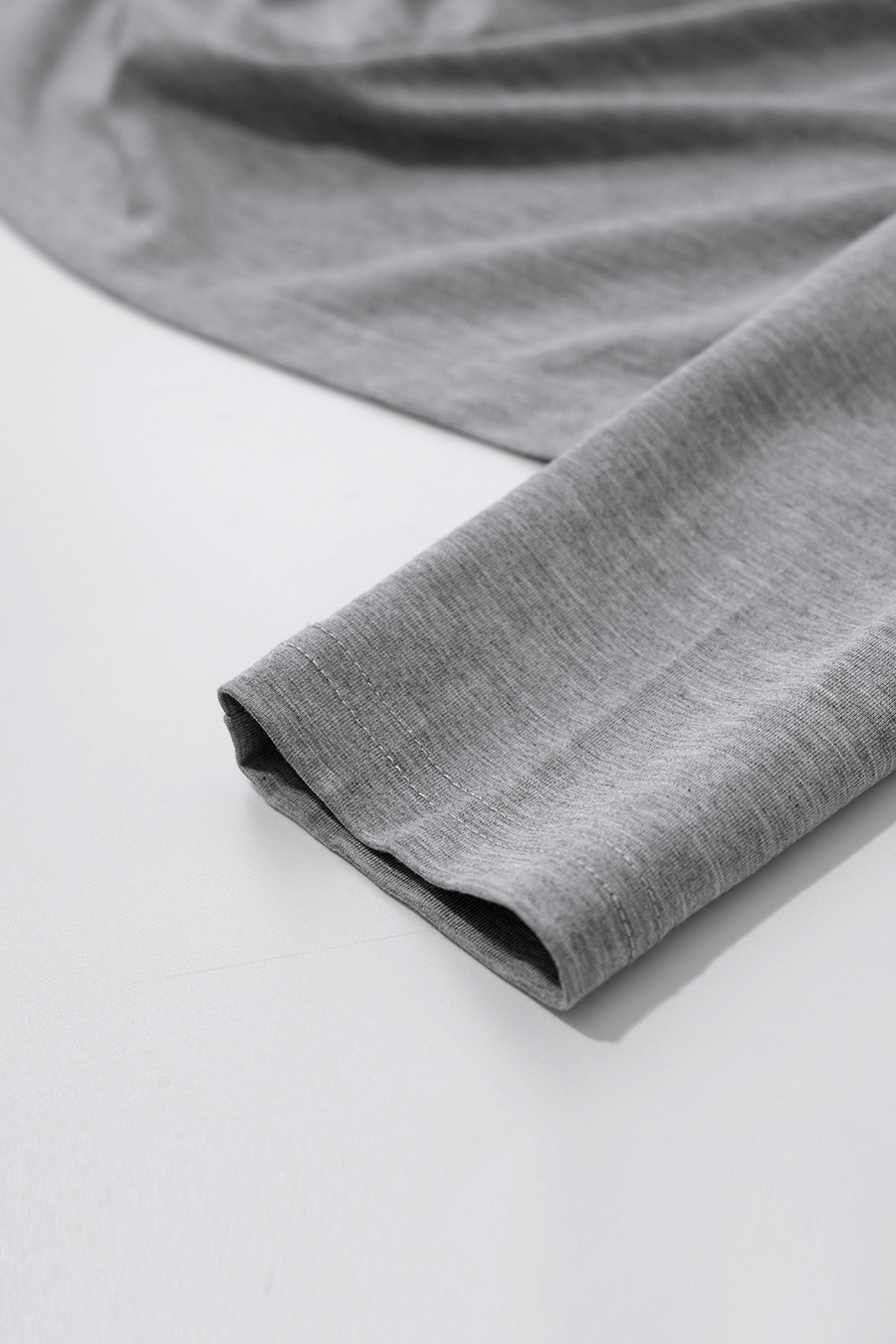 Modal faux‑two‑piece T‑shirt|AMII