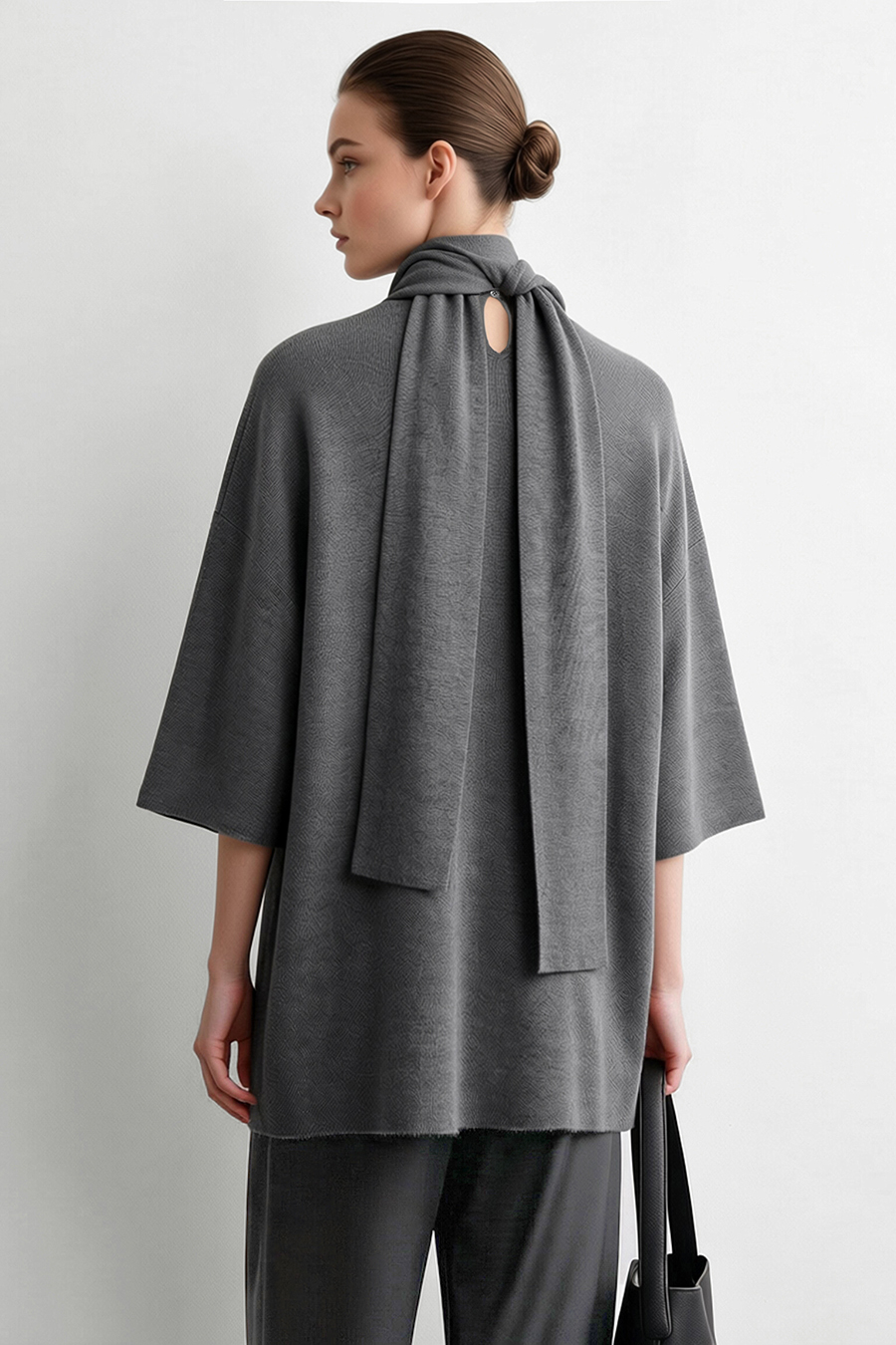 High‑neck tie‑strap loose sweater|AMII