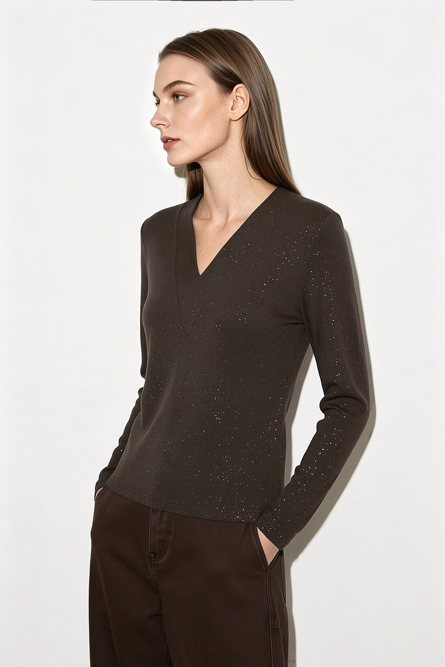 V-Neck Silver Foil Print Tee | AMII