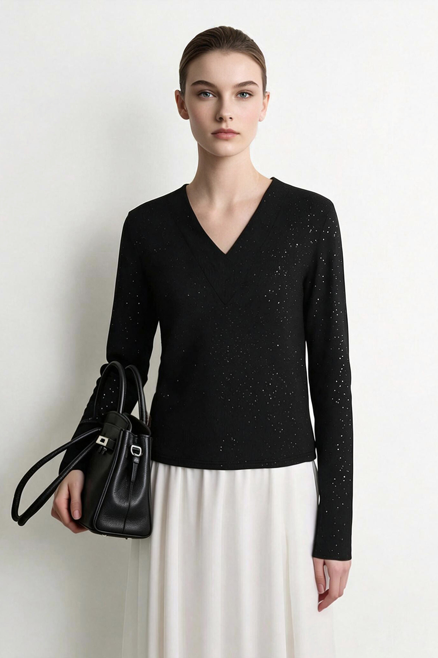 V-Neck Silver Foil Print Tee | AMII