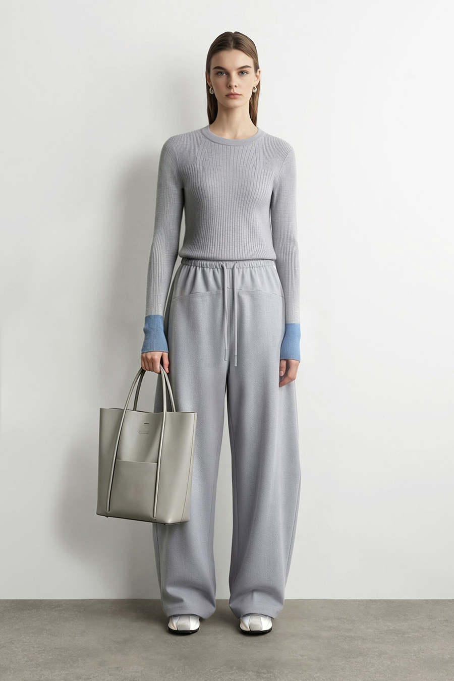 Contrast Spliced Crew Neck Sweater | AMII