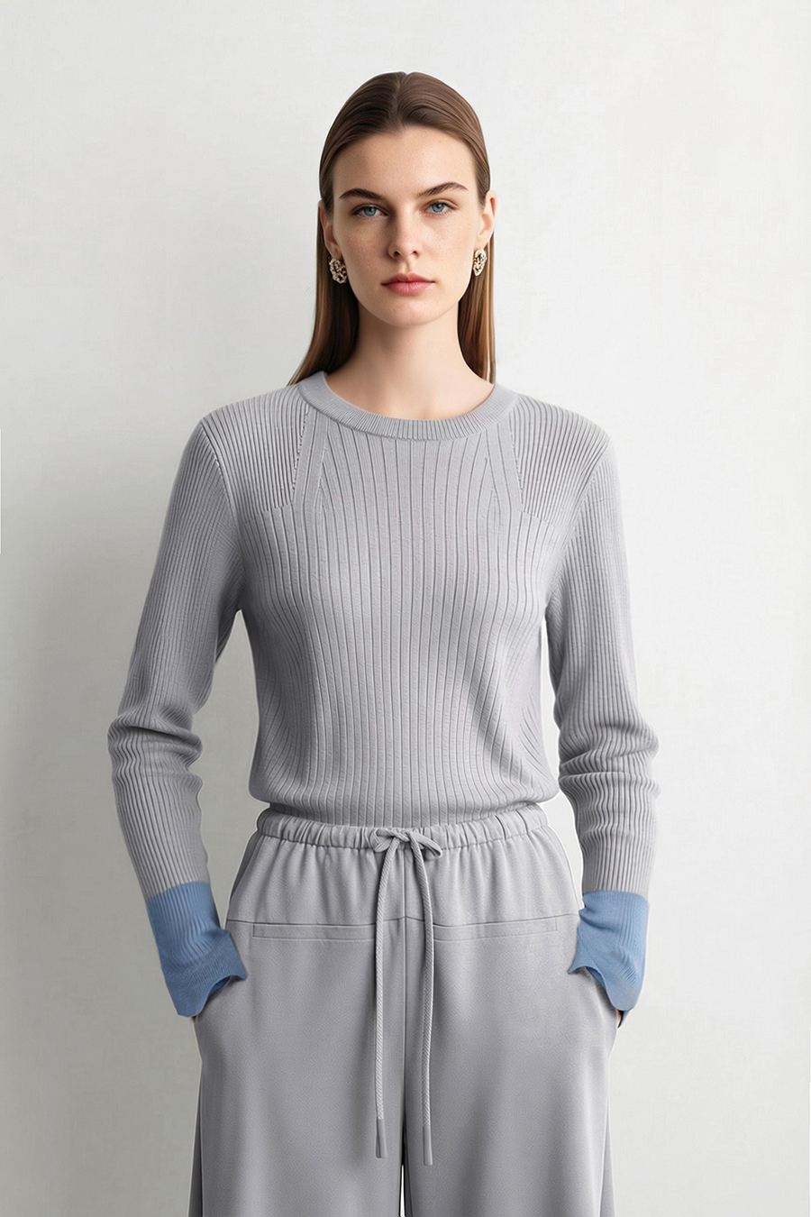Contrast Spliced Crew Neck Sweater | AMII