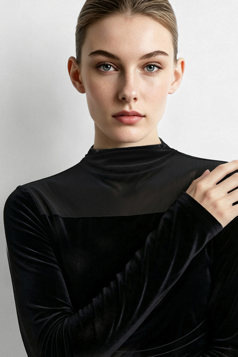 Mesh spliced velvet T‑shirt|AMII
