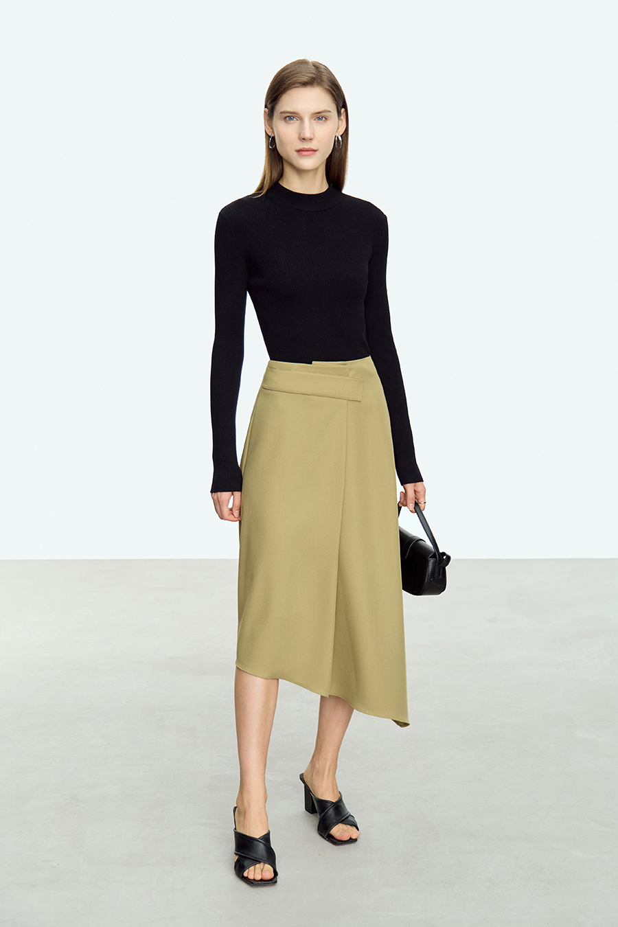 Mock Neck Ribbed Knit Sweater|AMII