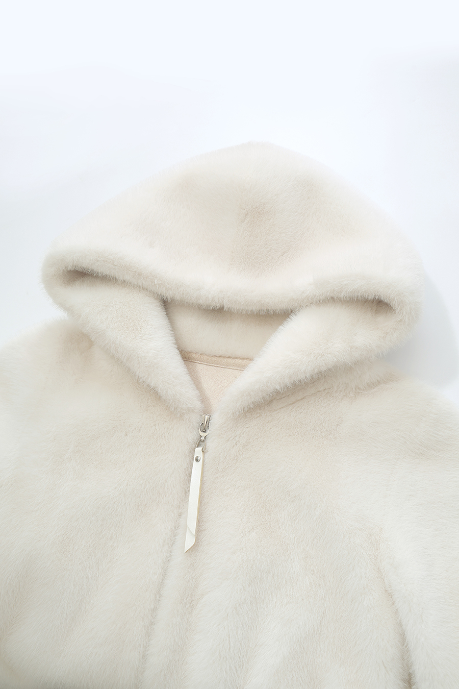Light Luxury Hooded Eco-Friendly Fur|AMII