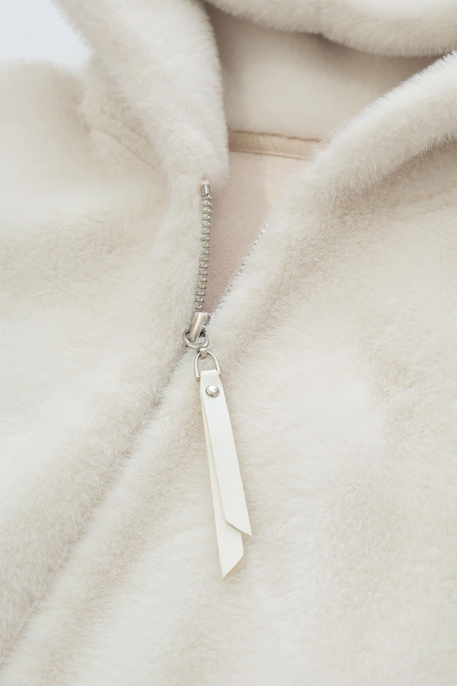 Light Luxury Hooded Eco-Friendly Fur|AMII