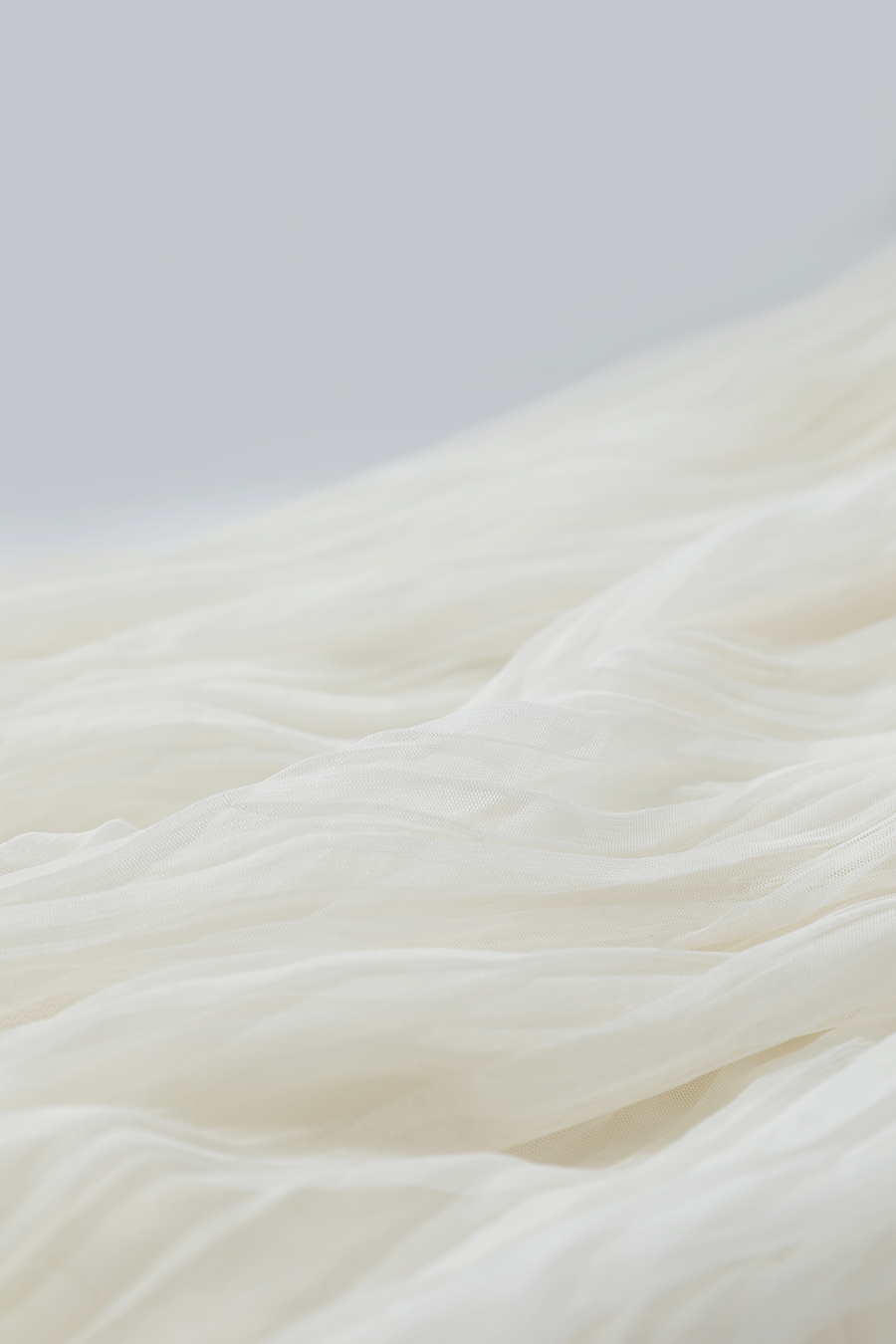 Pleated Tulle Midi Skirt|AMII-AMII.com