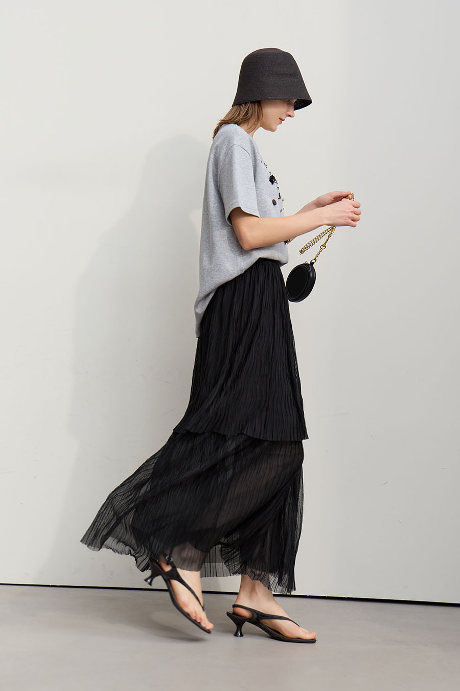 Pleated Tulle Midi Skirt|AMII-AMII.com