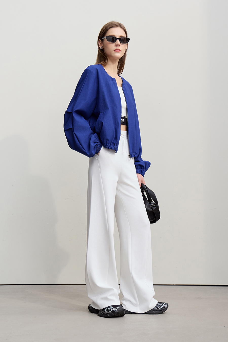 Crew Neck Cropped Zip-Up Jacket