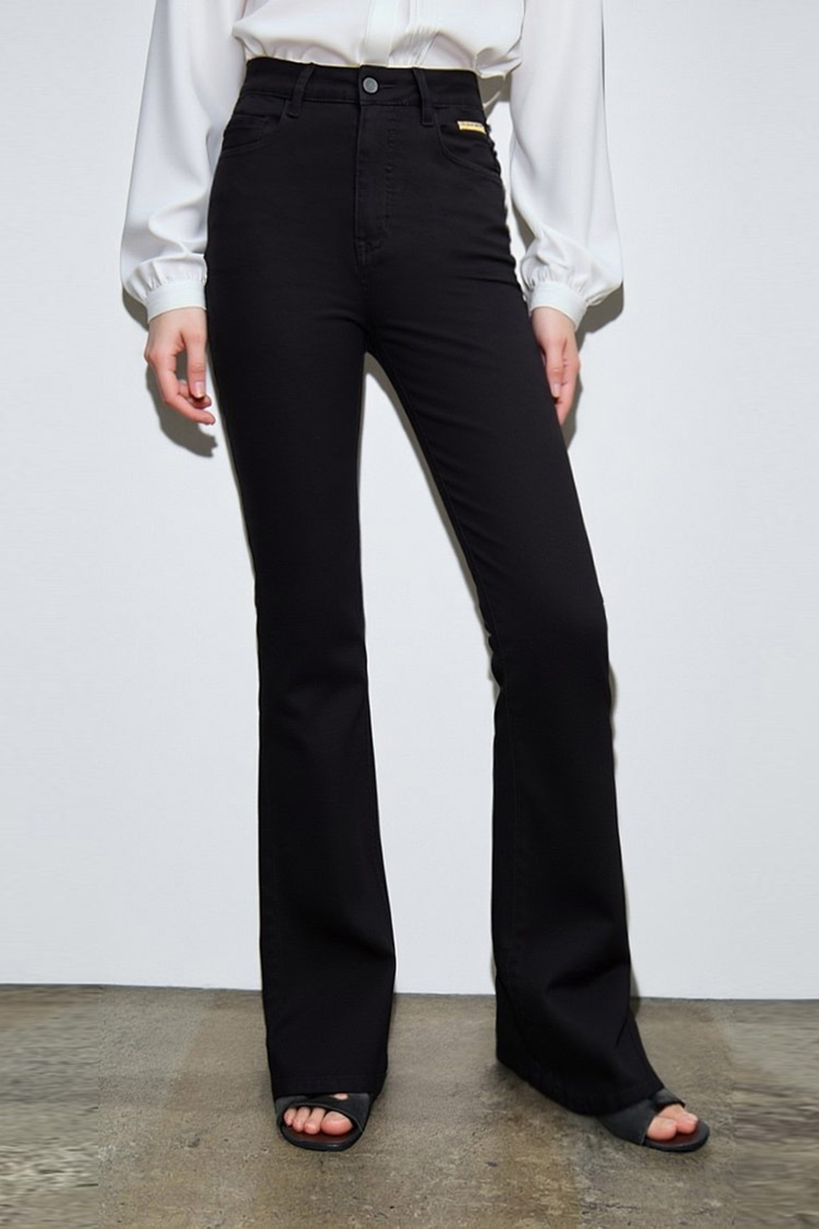 Slim Fit Flared Jeans