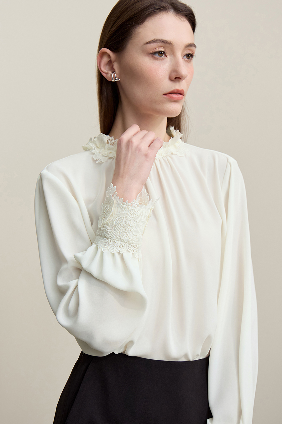 Lace Spliced Chiffon Top