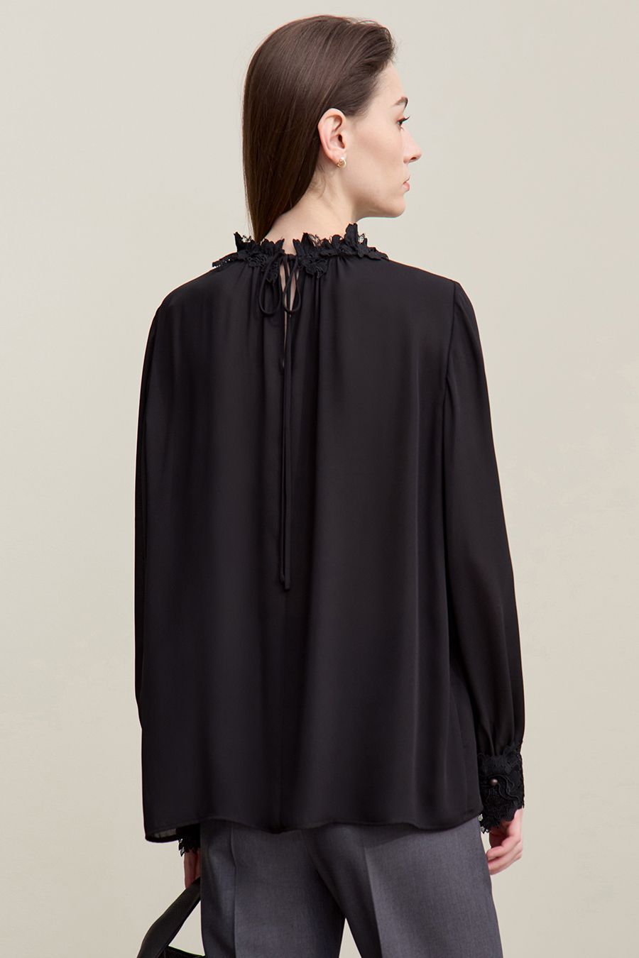 Lace Spliced Chiffon Top