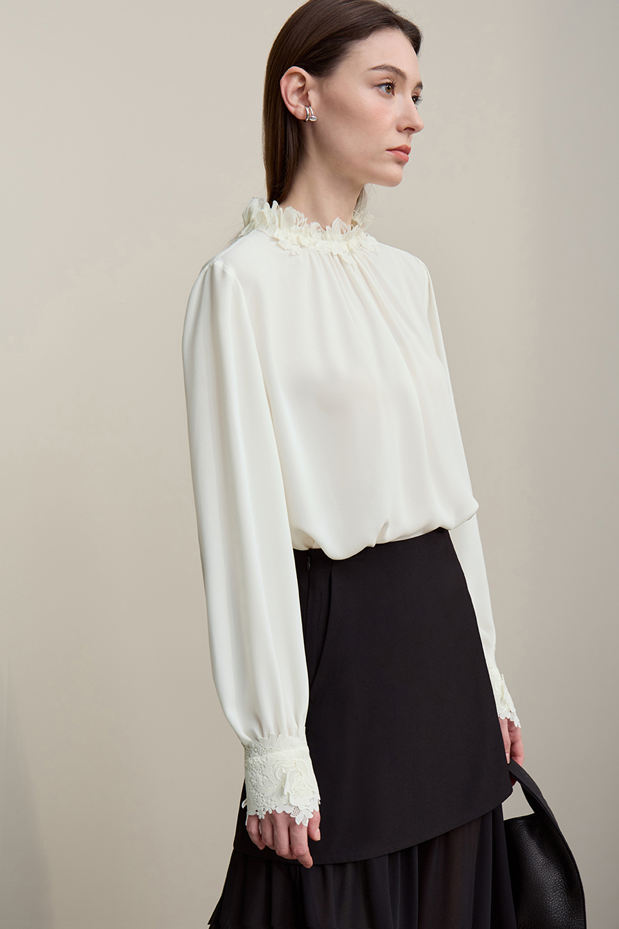 Lace Spliced Chiffon Top