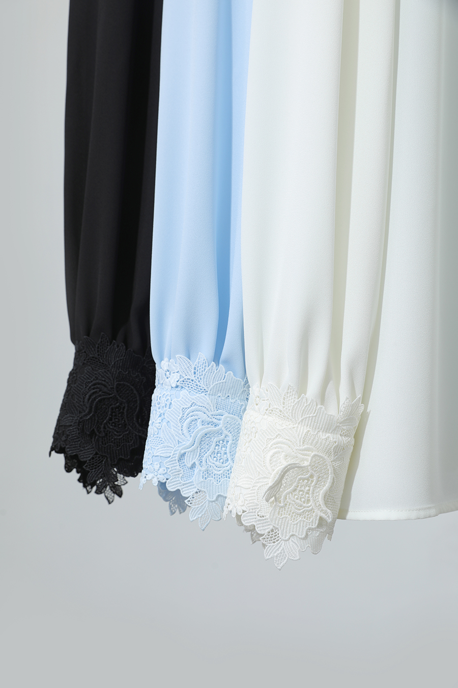 Lace Spliced Chiffon Top