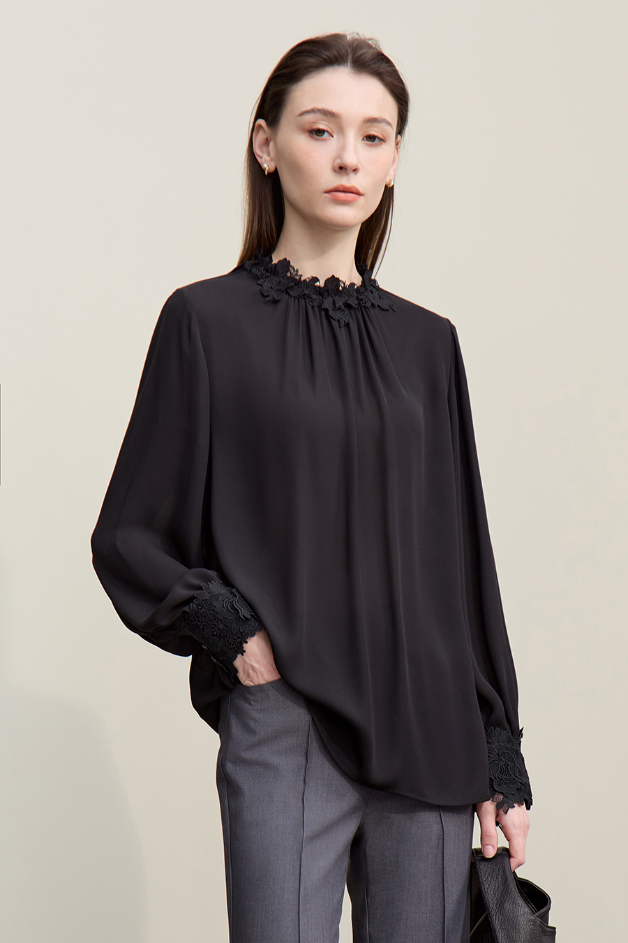 Lace Spliced Chiffon Top