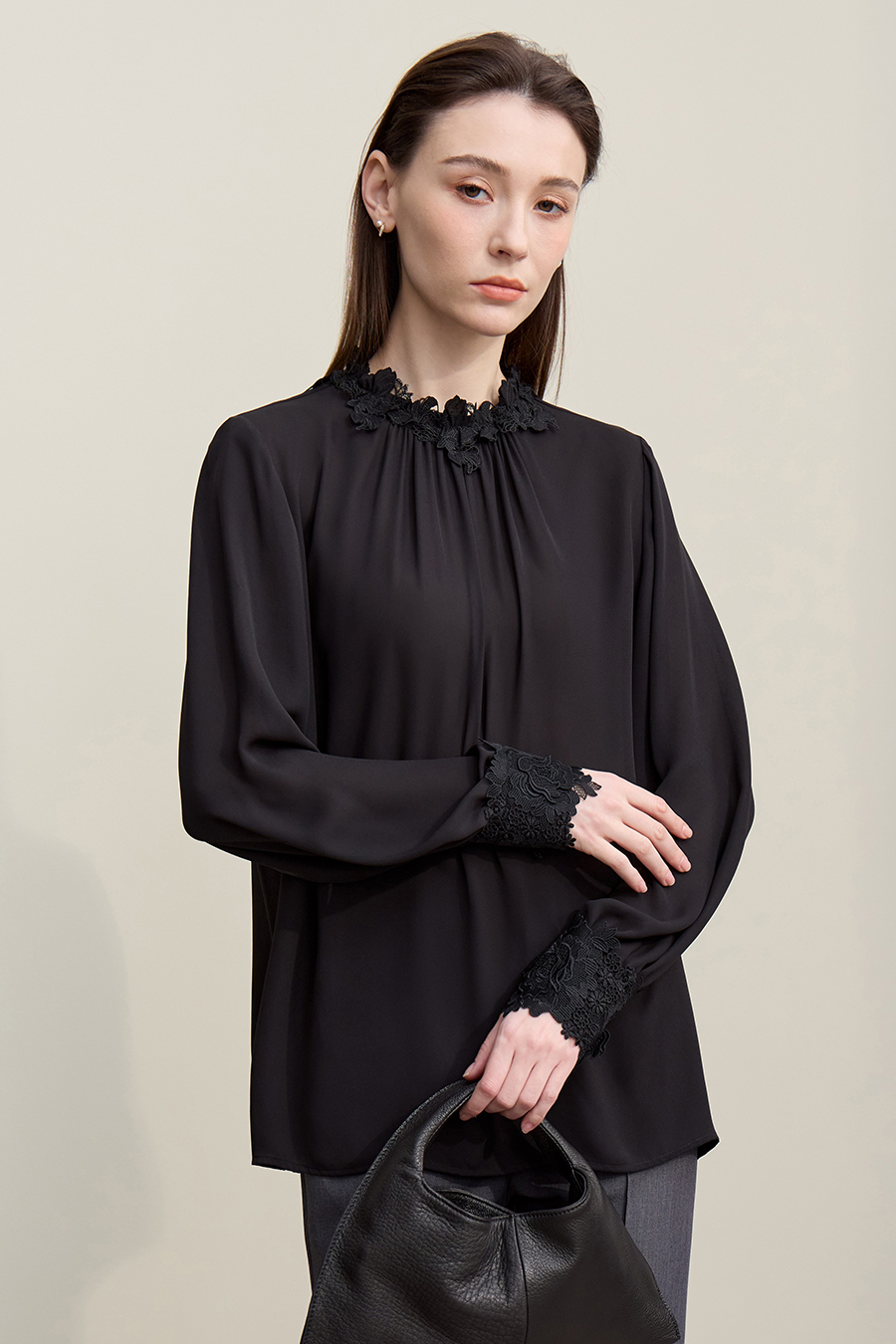 Lace Spliced Chiffon Top