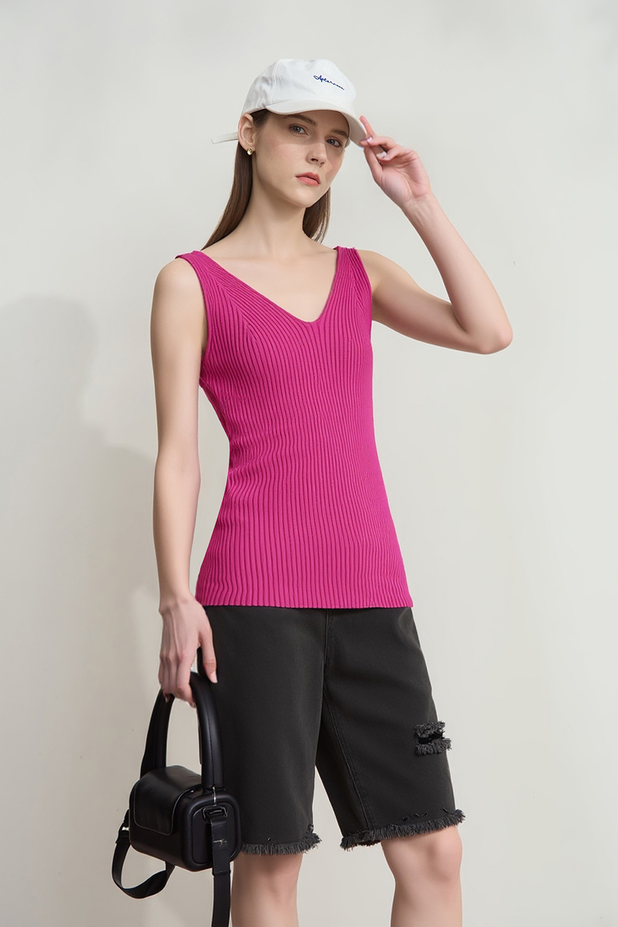 V-neck knit camisole|AMII