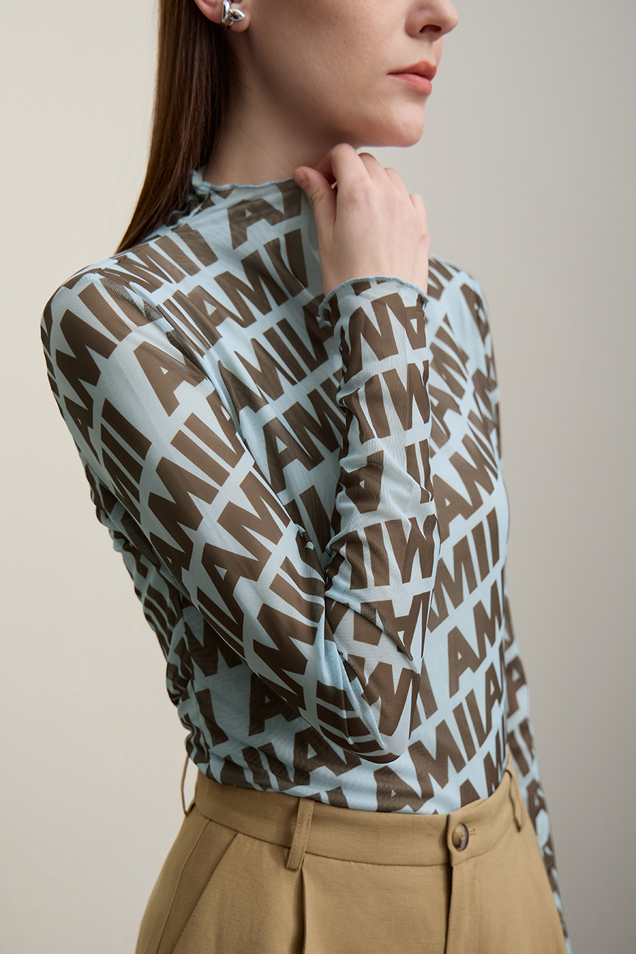 Half Turtleneck Mesh T-Shirt