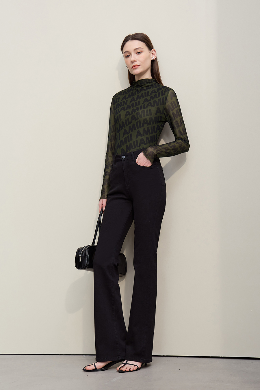 Half Turtleneck Mesh T-Shirt