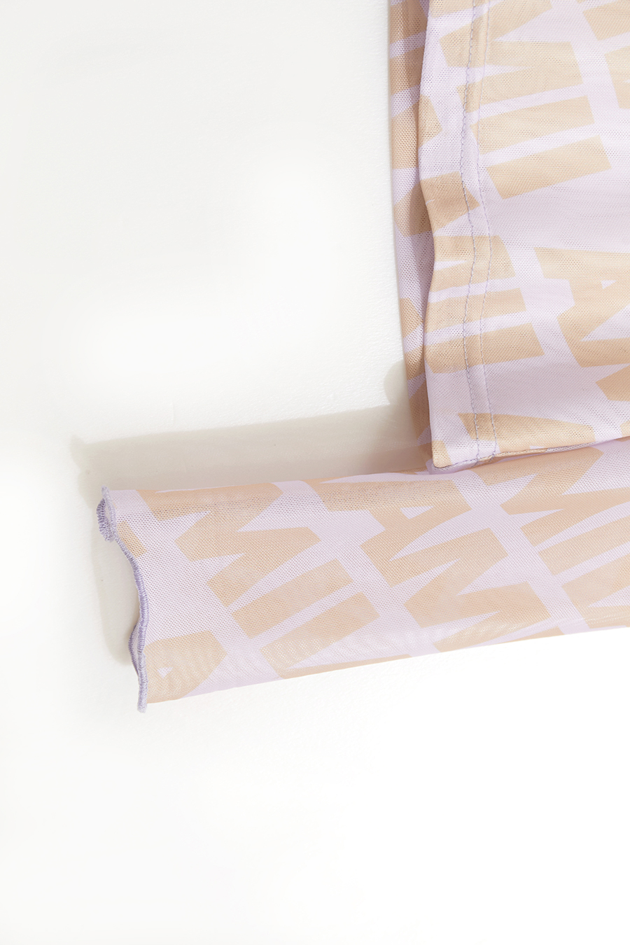 Half Turtleneck Mesh T-Shirt