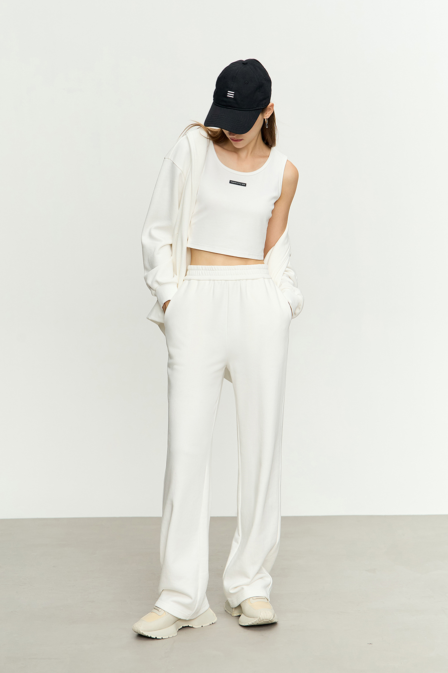 Woven Label Decor Camisole|AMII