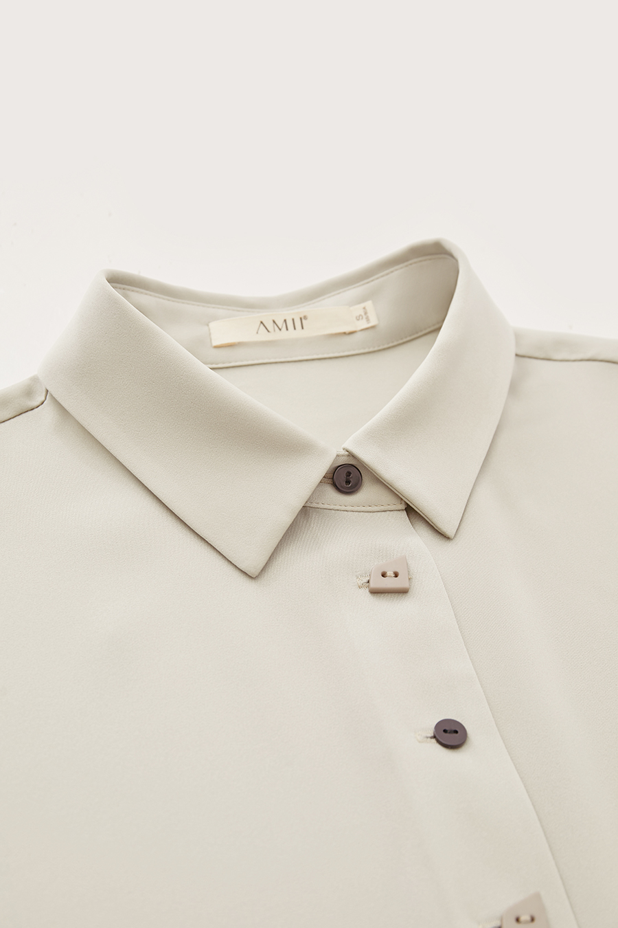 Satin Shirt with Geometric Buttons|AMII