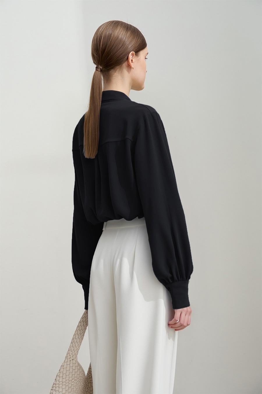 Stand Collar Hollow-out Shirt with Ribbon Detail|AMII