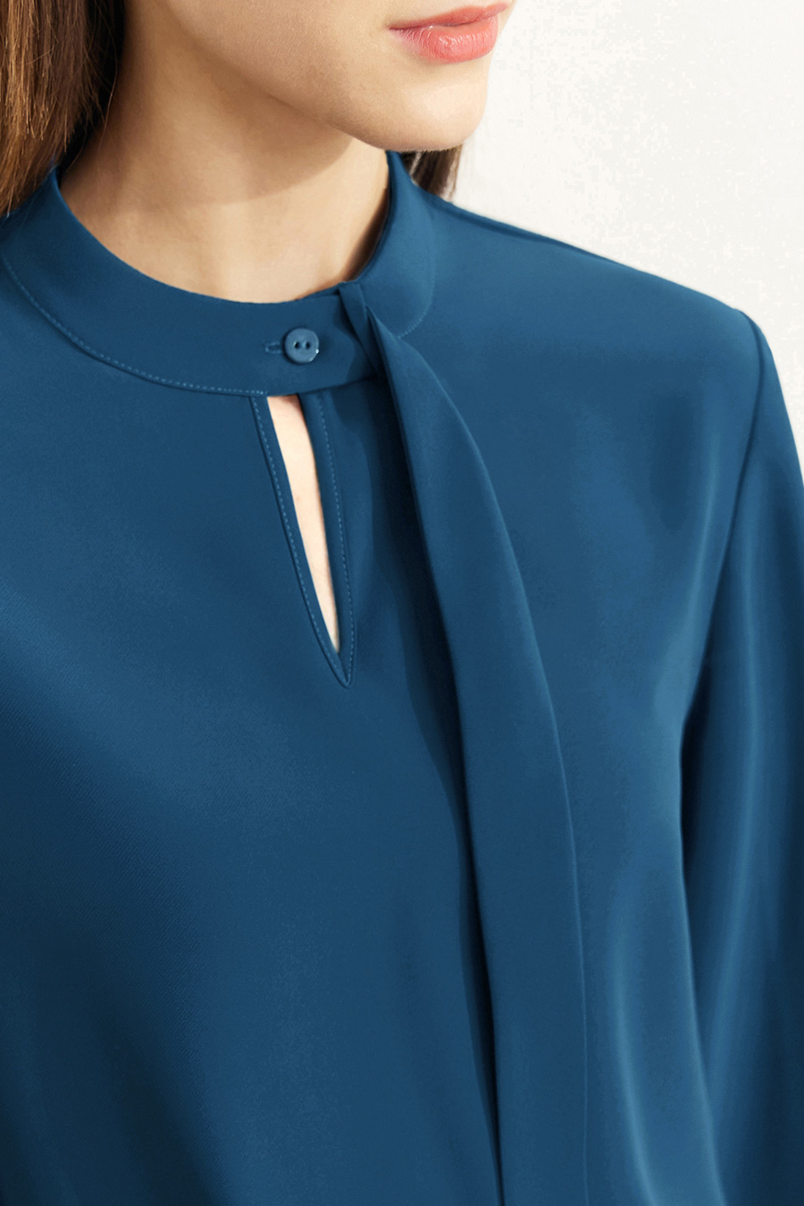 Stand Collar Hollow-out Shirt with Ribbon Detail|AMII