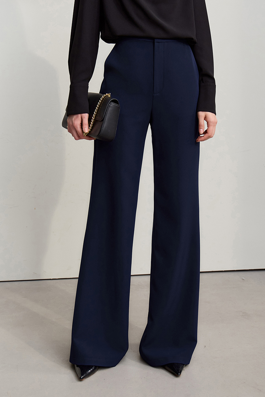 Commuter Flared Casual Trousers|AMII