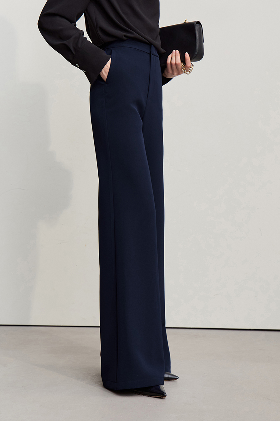 Commuter Flared Casual Trousers|AMII