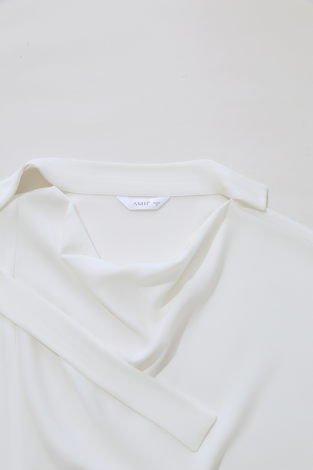 Swing Collar Tie Chiffon Top