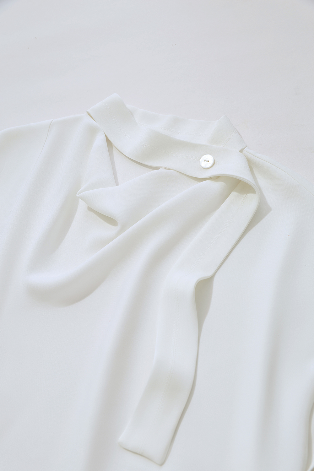 Swing Collar Tie Chiffon Top