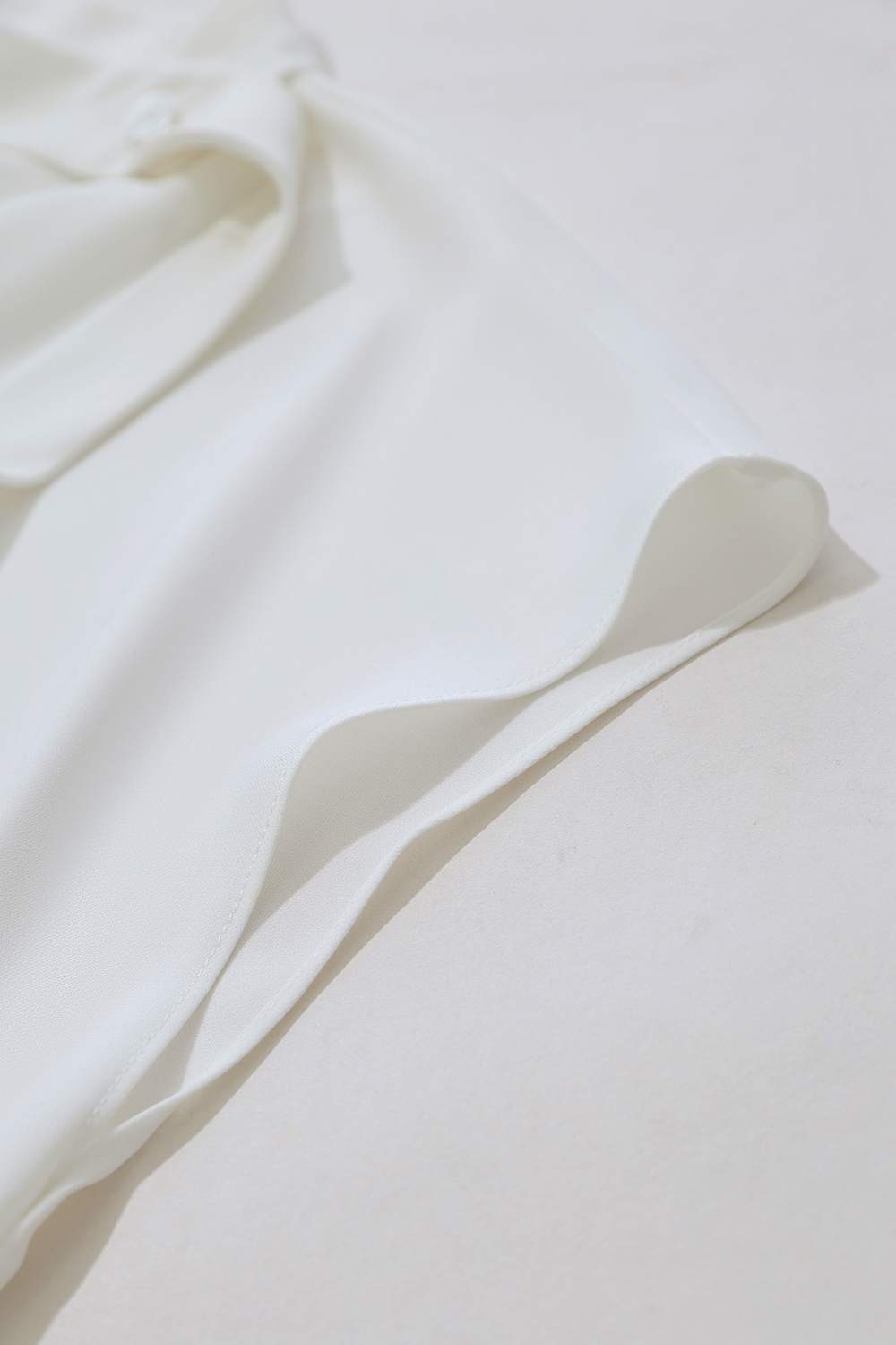 Swing Collar Tie Chiffon Top