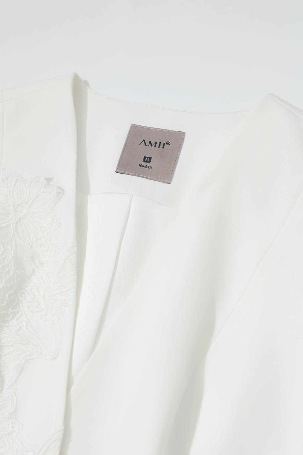 Lace Spliced V-neck Vest