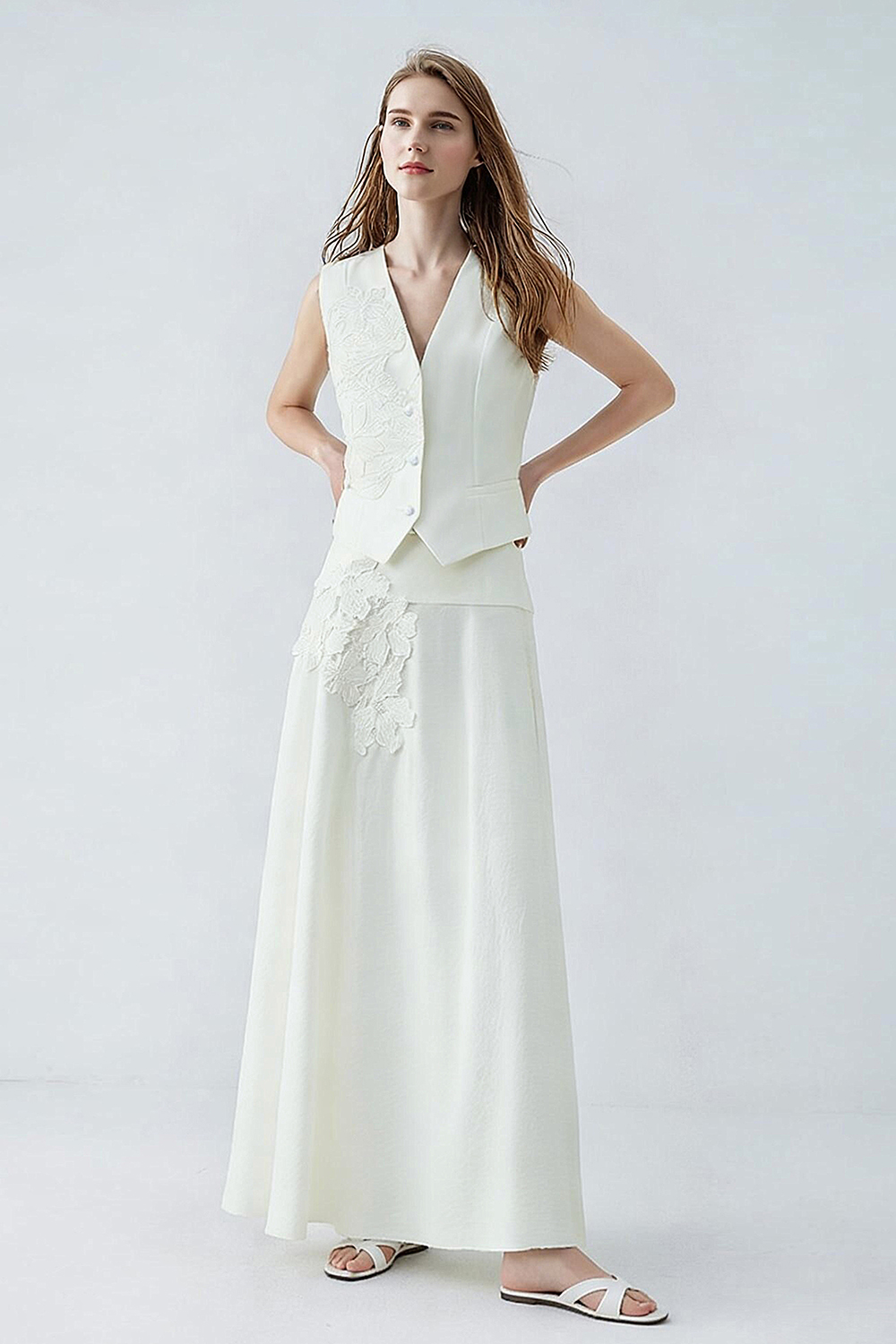 Lace Spliced V-neck Vest