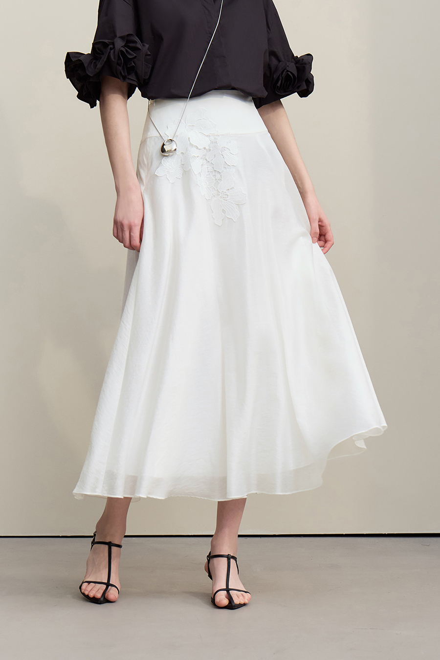 Lace Trim Spliced Skirt