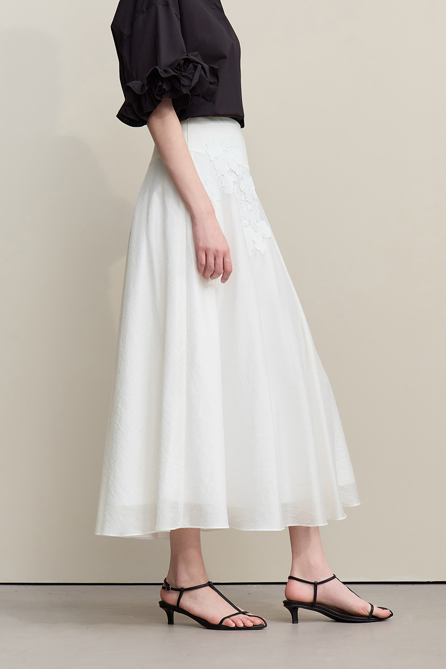 Lace Trim Spliced Skirt