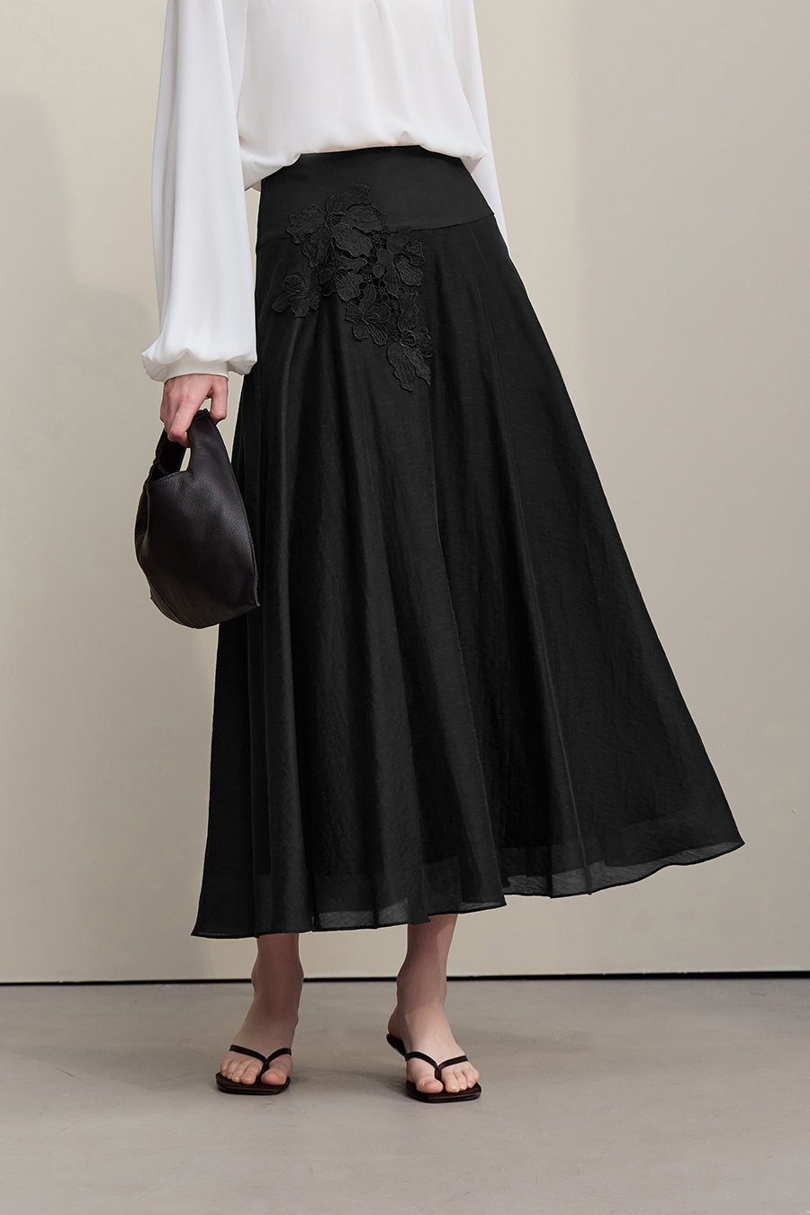 Lace Trim Spliced Skirt