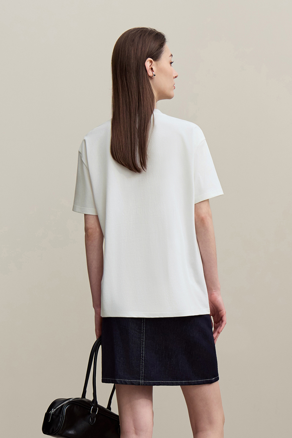 Letter Sequin Embroidery T-shirt