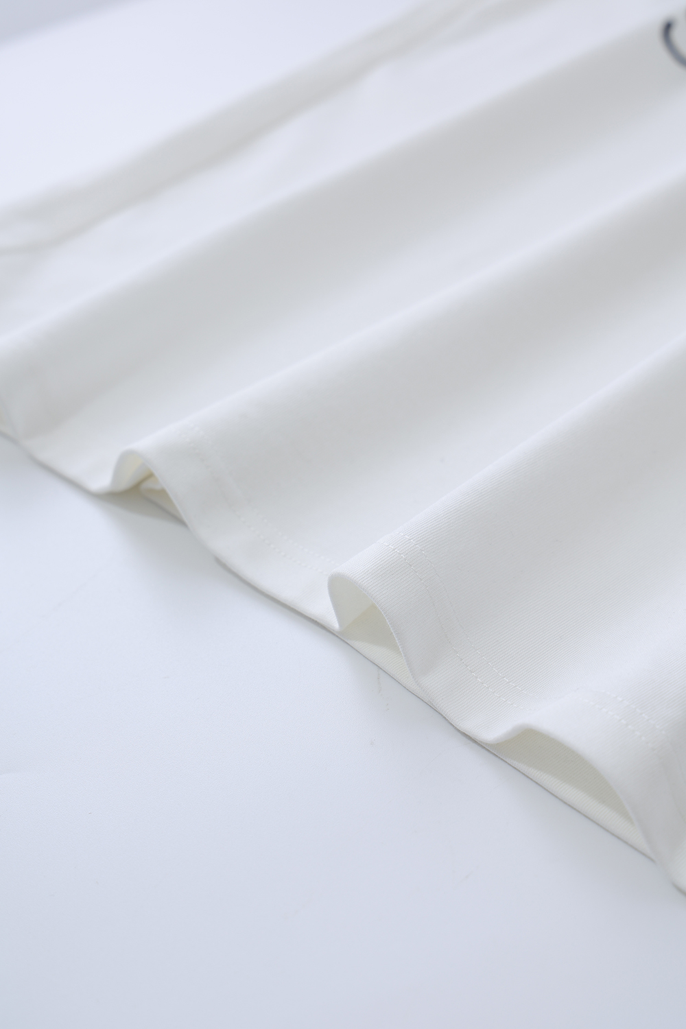 Letter Sequin Embroidery T-shirt