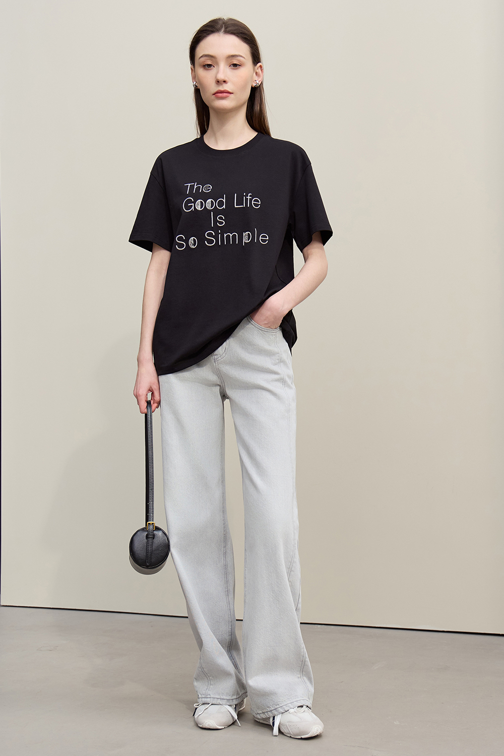 Letter Sequin Embroidery T-shirt