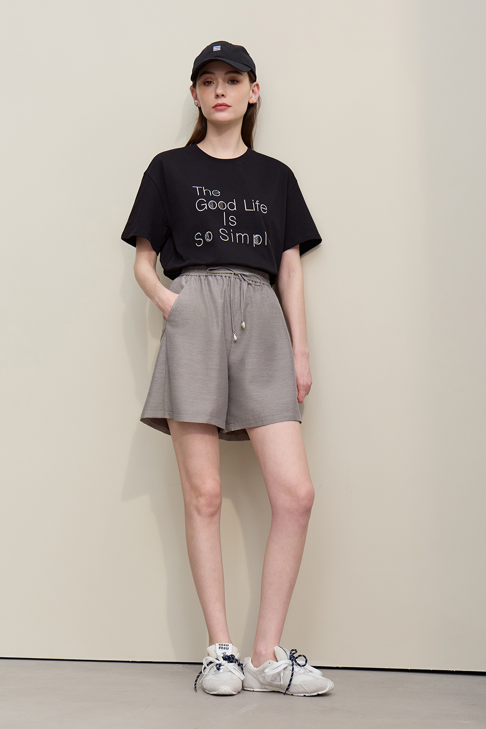 Letter Sequin Embroidery T-shirt