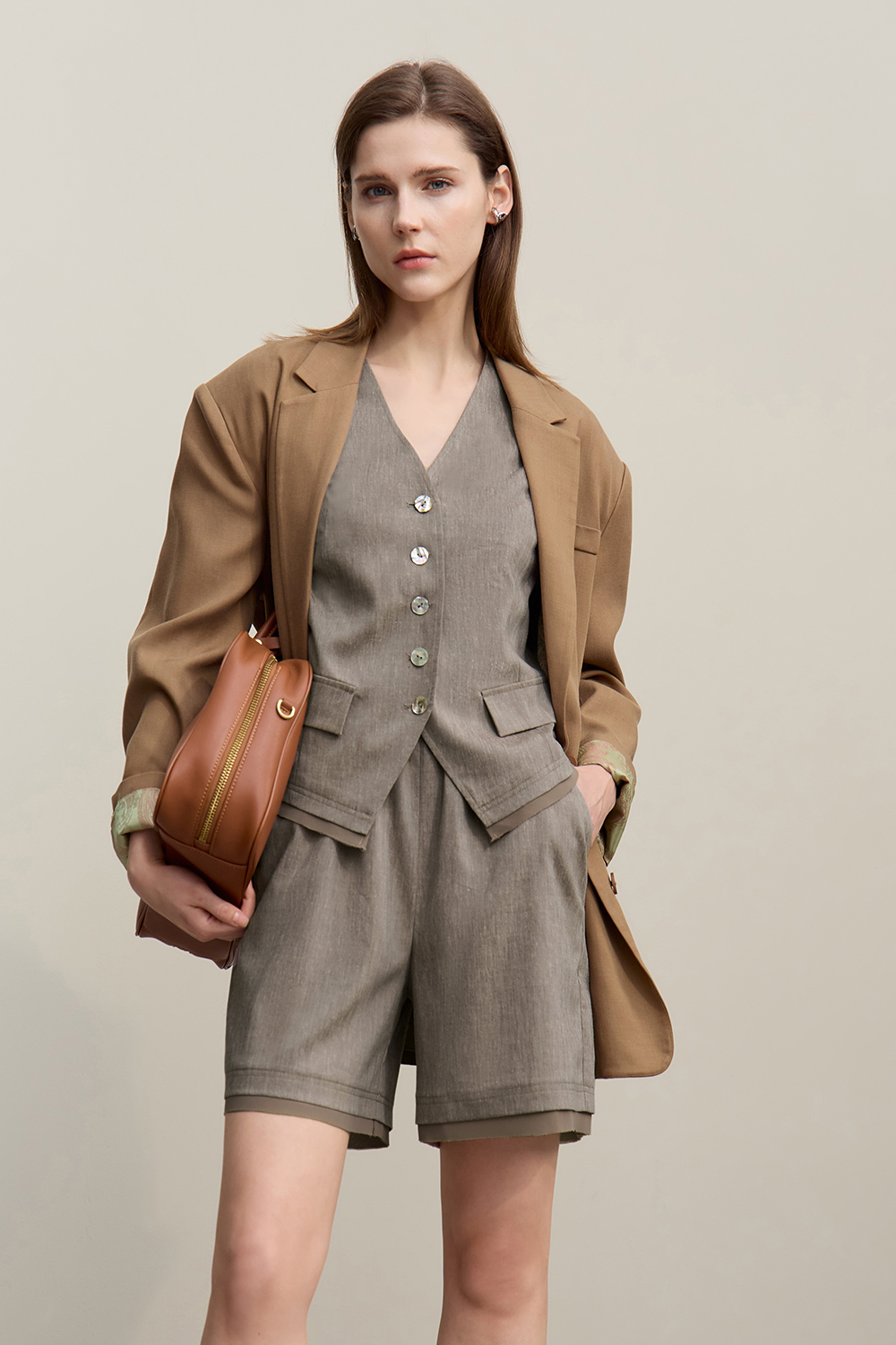 Abalone Button V-neck Vest