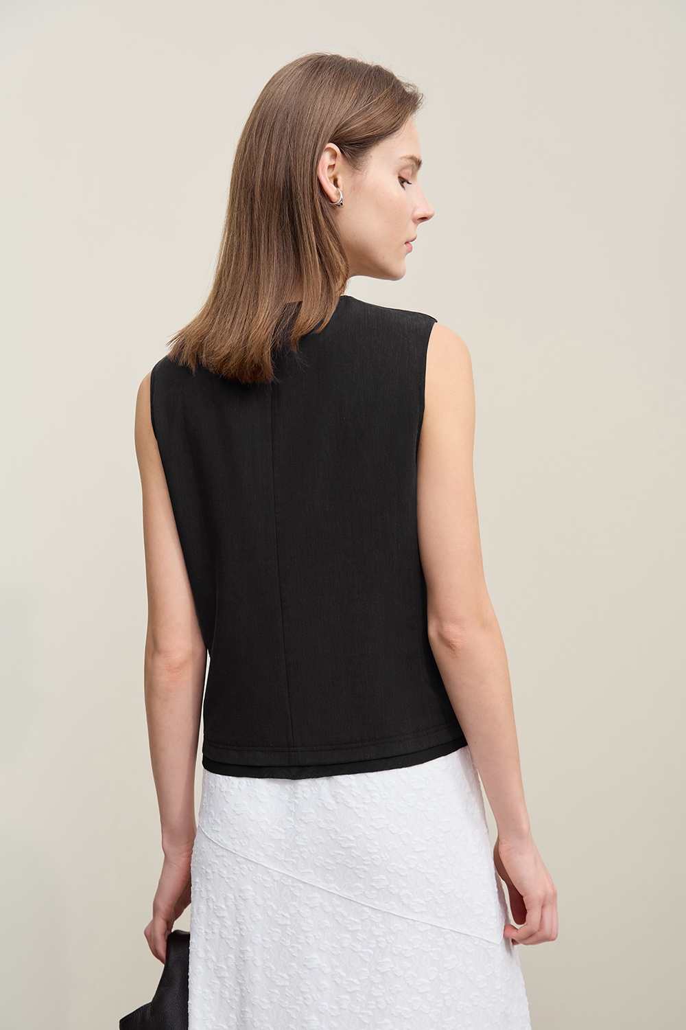 Abalone Button V-neck Vest