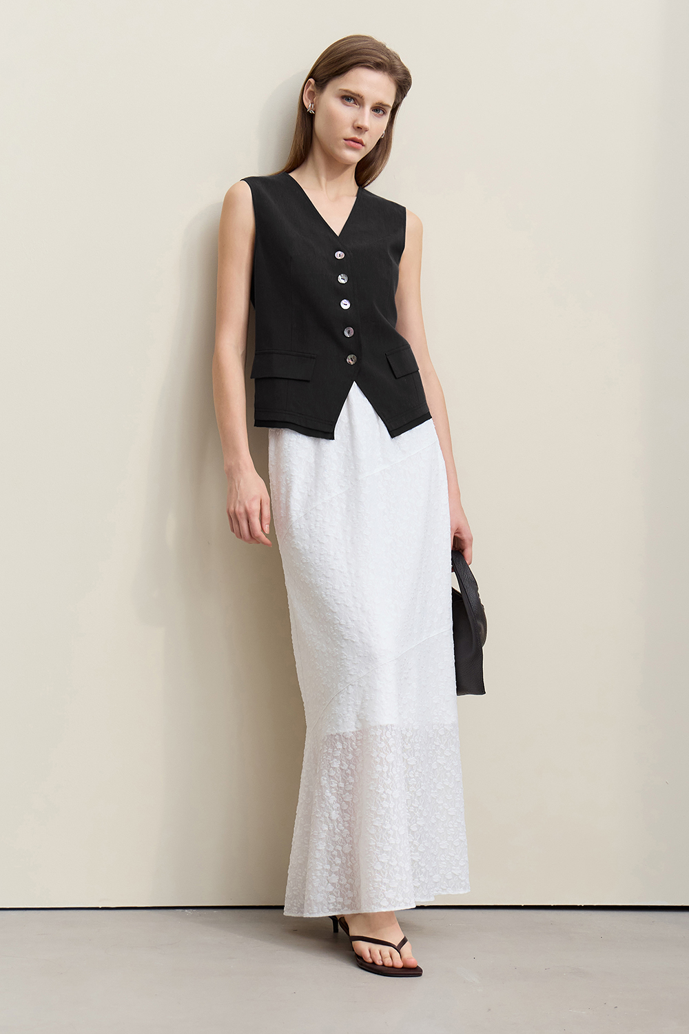 Abalone Button V-neck Vest