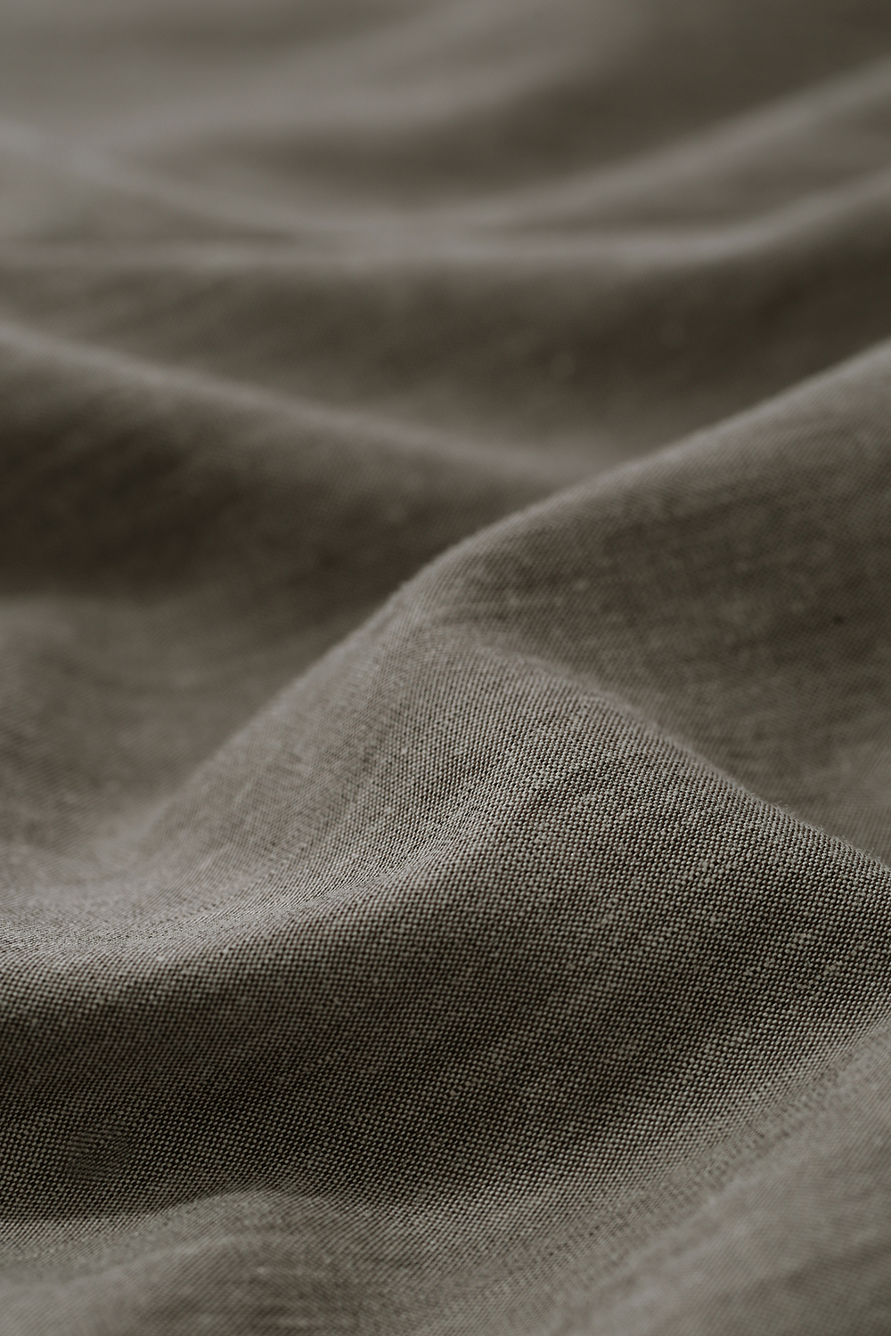 Abalone Button V-neck Vest