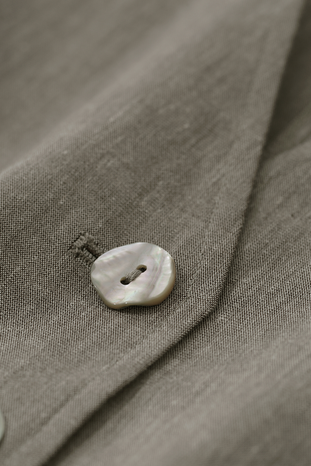 Abalone Button V-neck Vest