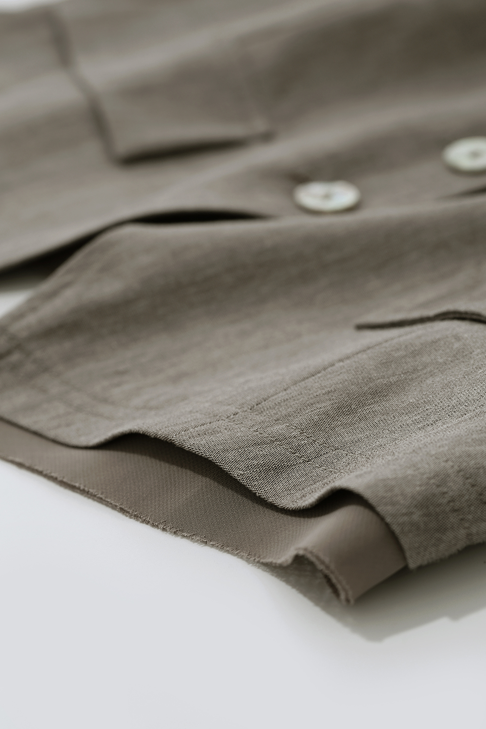 Abalone Button V-neck Vest